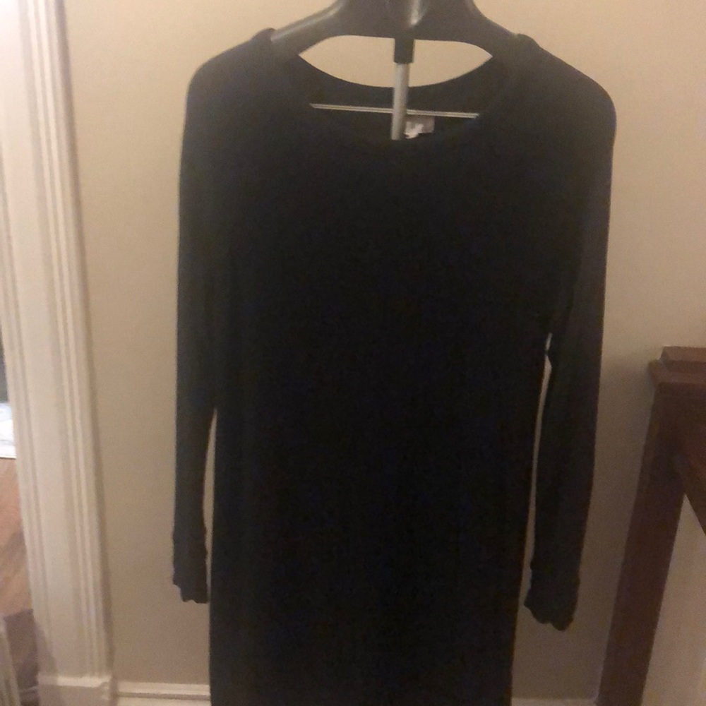 Lou and Grey super comfy black sweatshirt dress